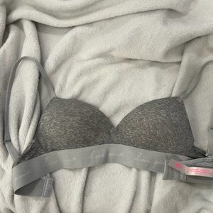 PINK 32B Wear Everywhere Bra